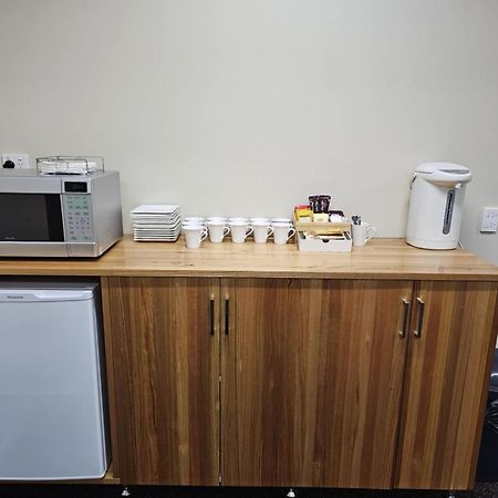 The Bright Motor Inn Екстер'єр фото